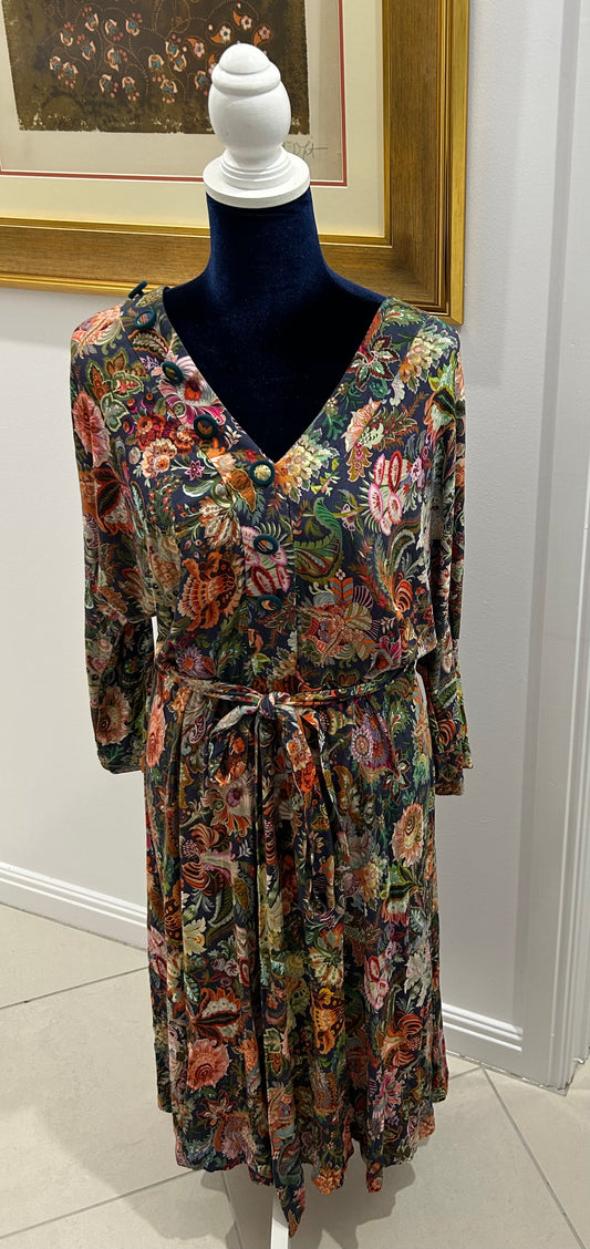 Leona Edmiston Frock size 6