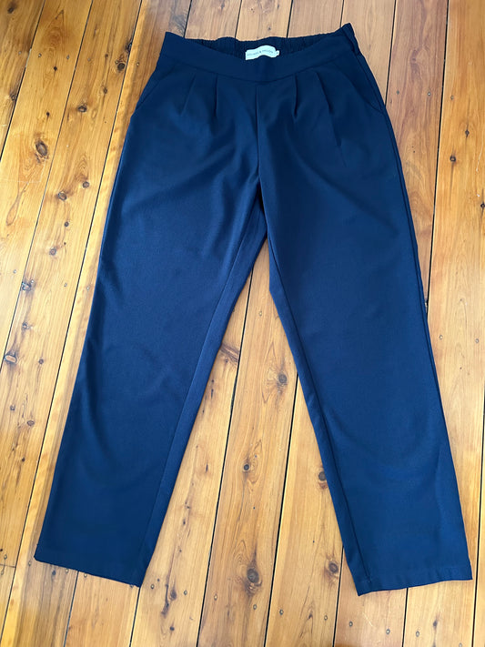 Holmes & Fallon pants Size M