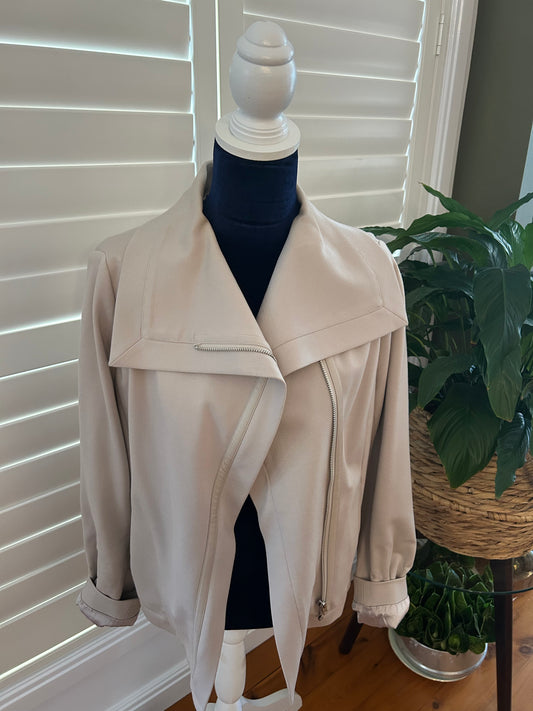 WITCHERY Jacket size 12