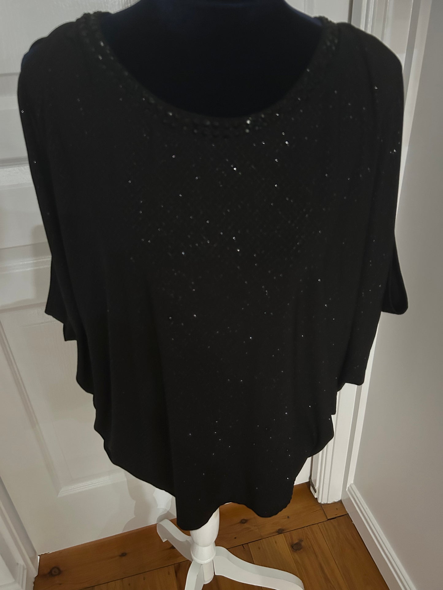 Forever New sparkle top size 14