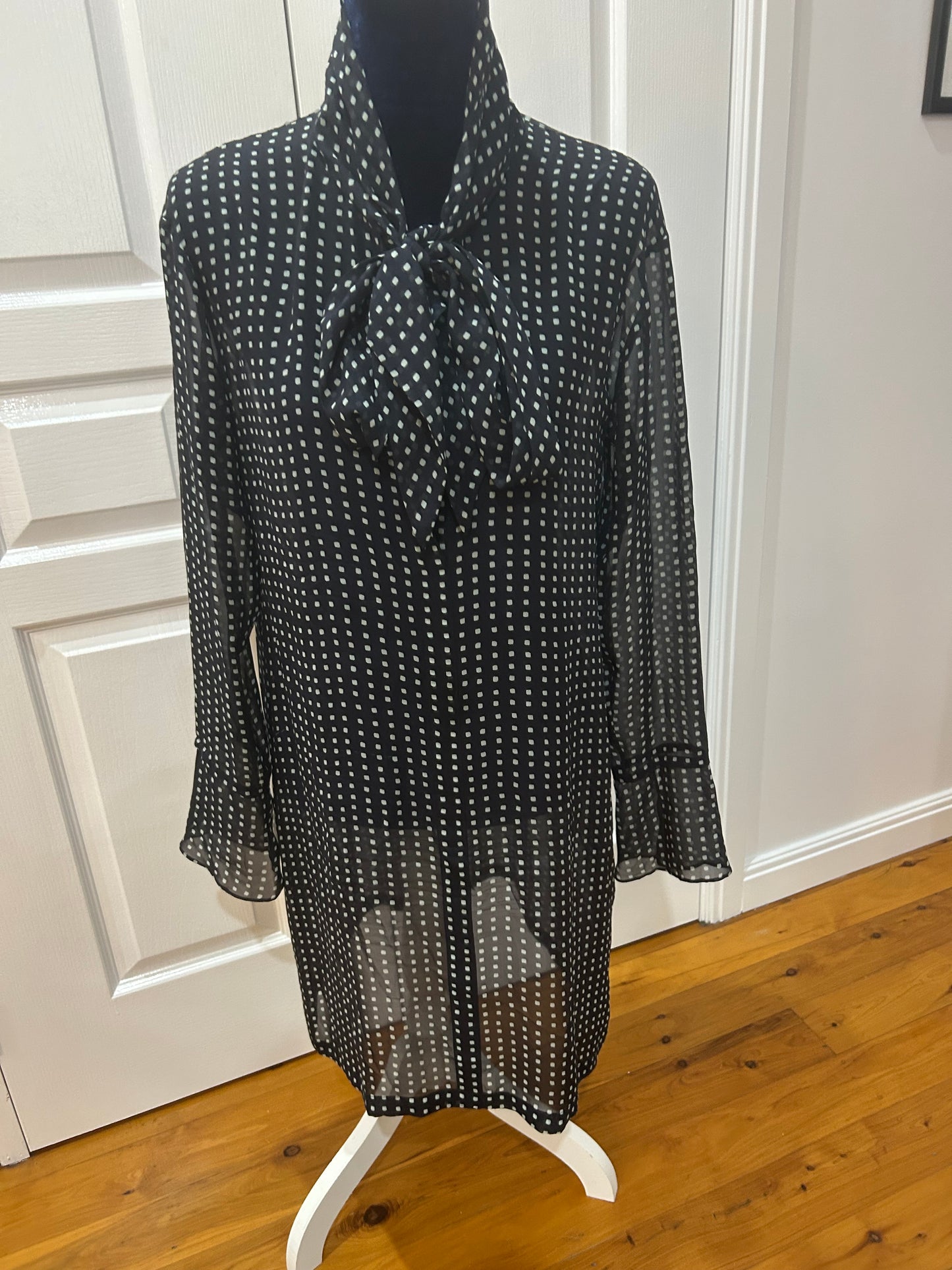 THEORY dress size 6