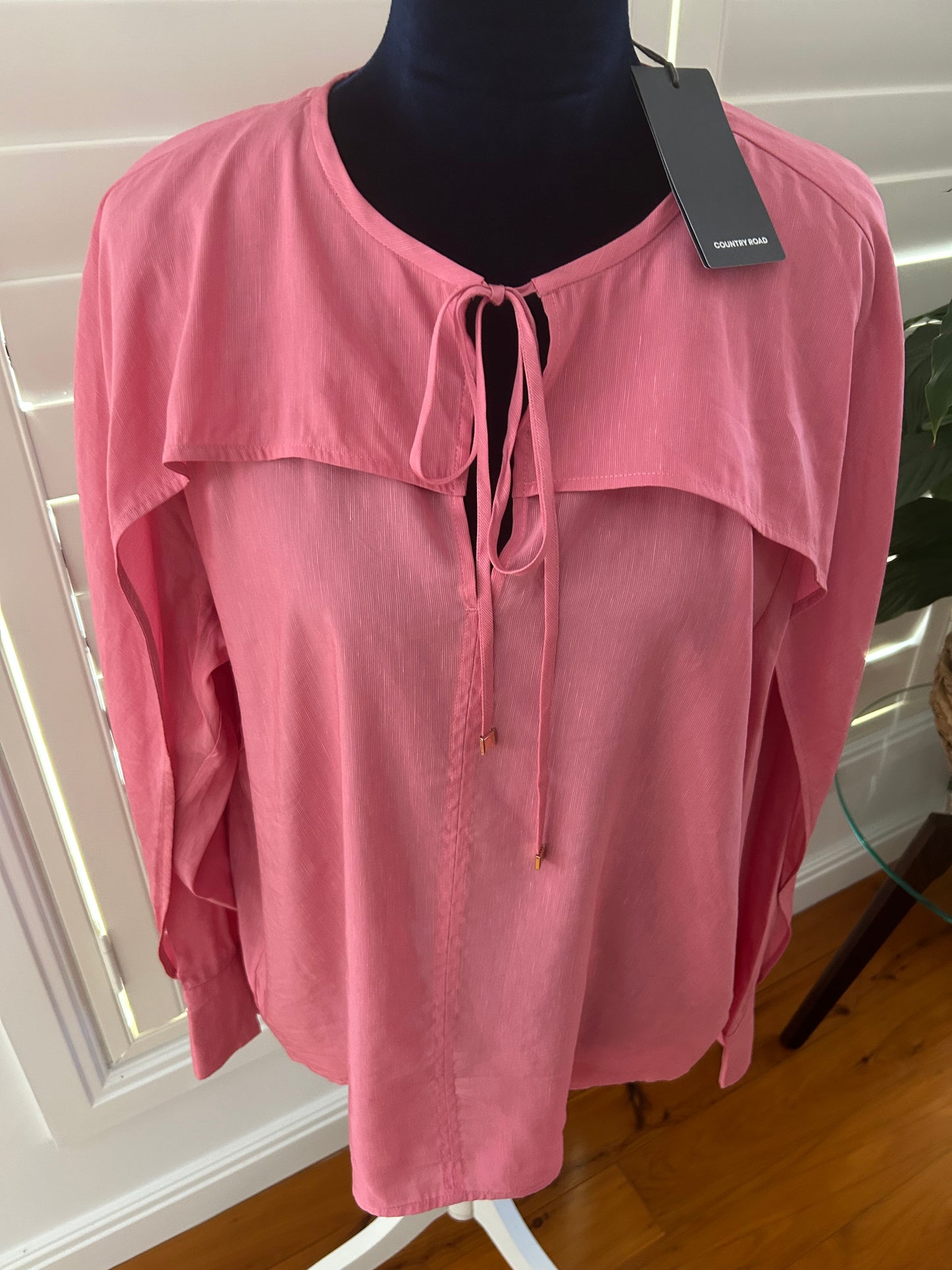 Country Road blouse size 12