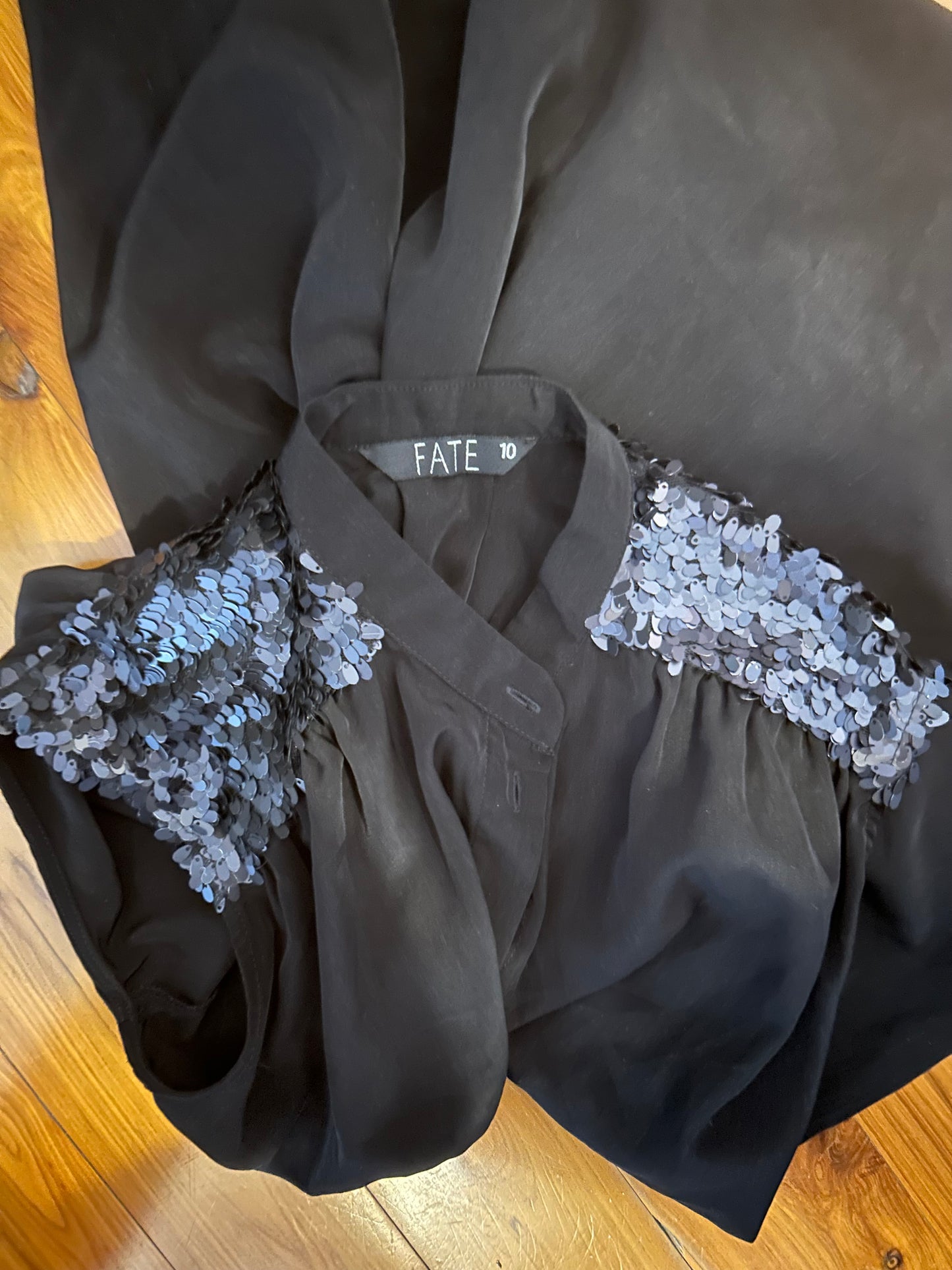 FATE blouse size 10