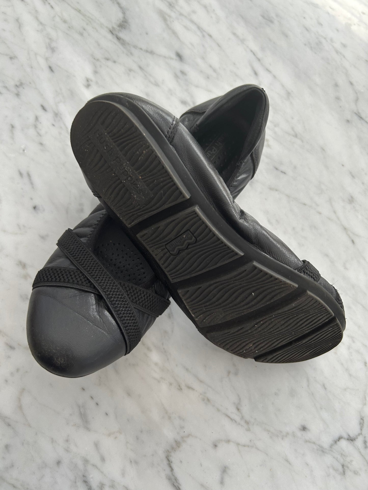 Hush Puppies flats size 8