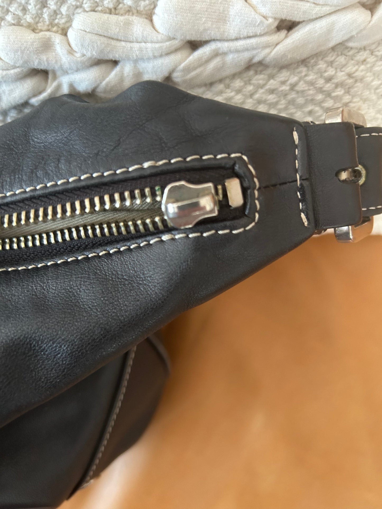 OROTON leather bag
