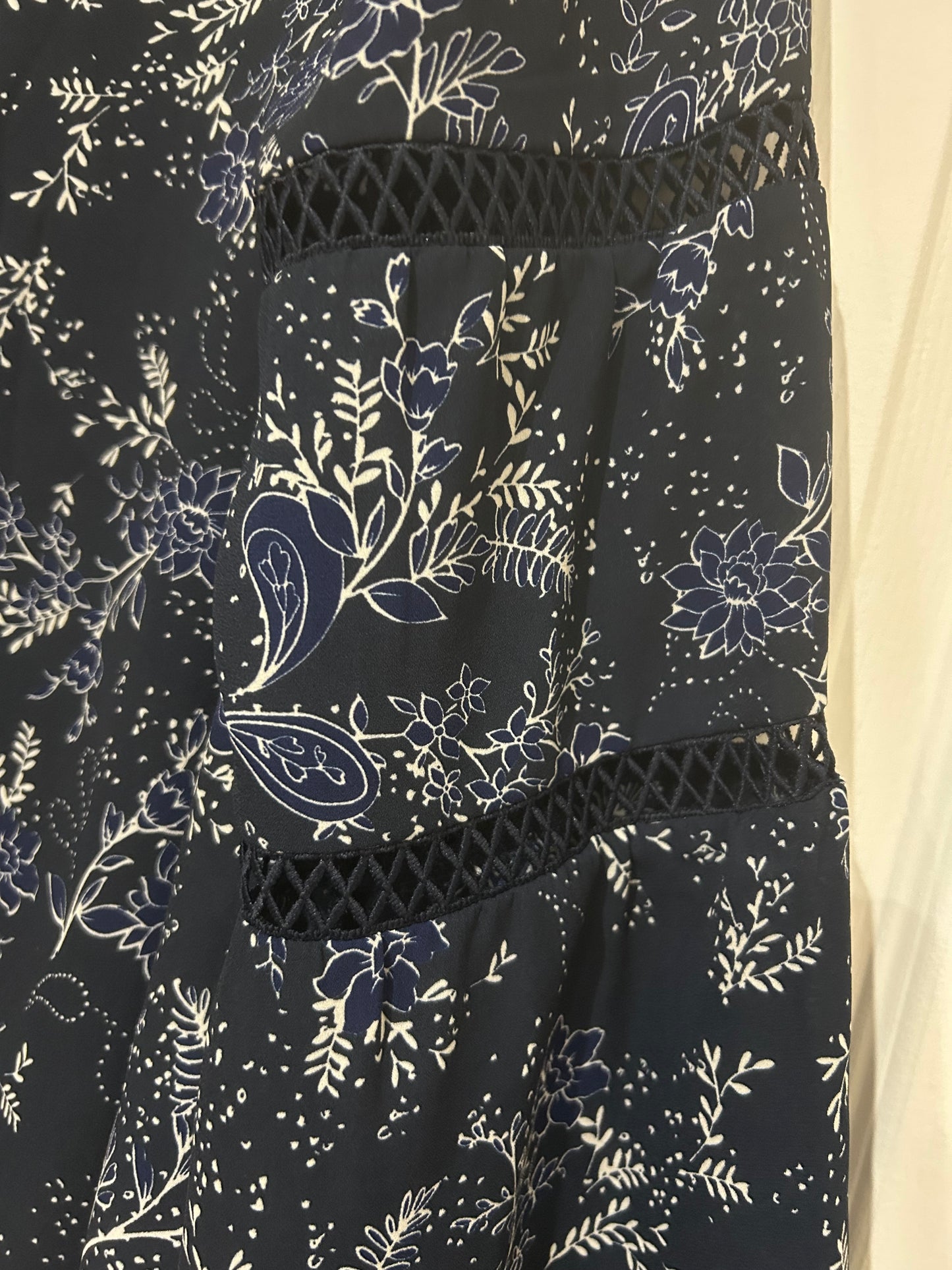 Table Eight top size 14