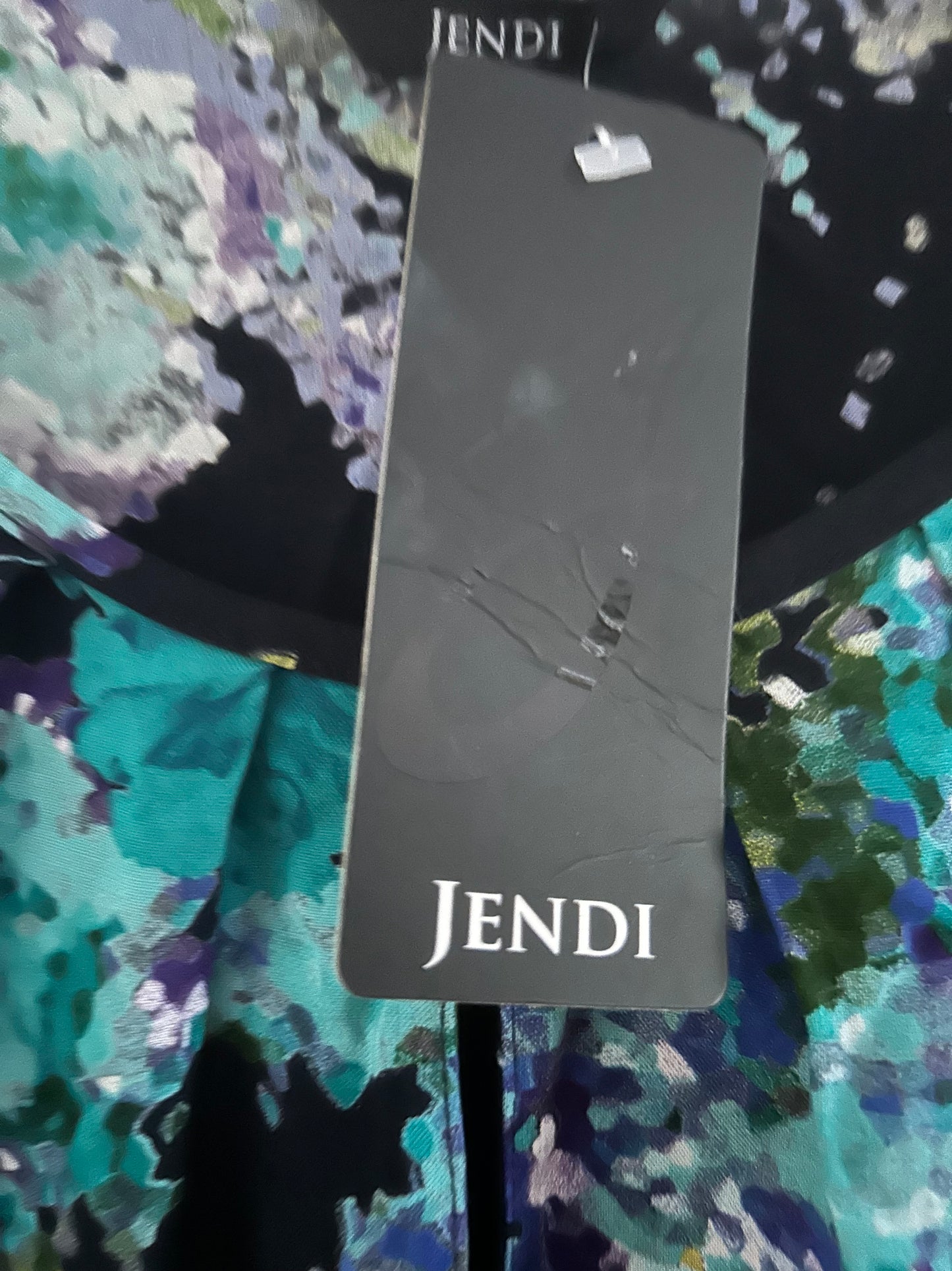 JENDI top size 18