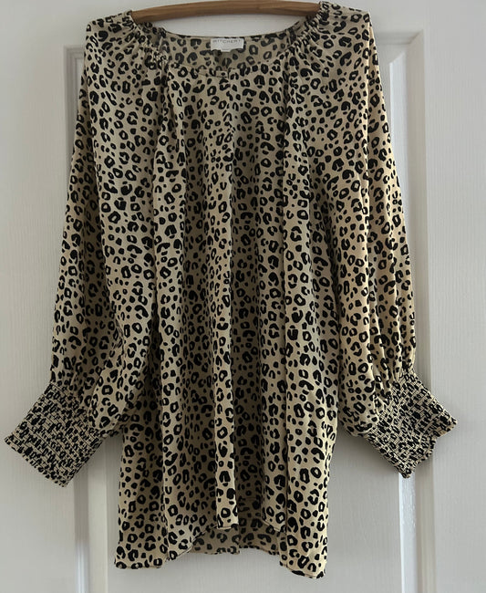 Witchery top size 14