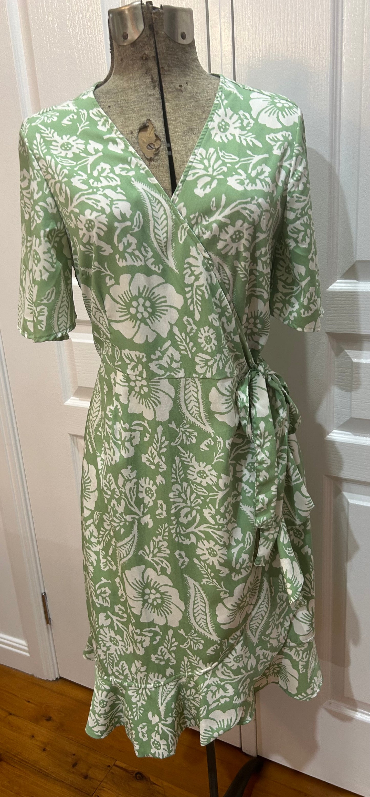 Vera Moda dress size M