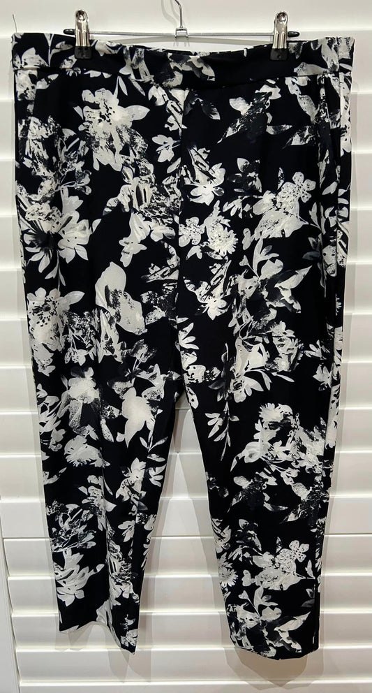 LIZ JORDAN print Pants size 10