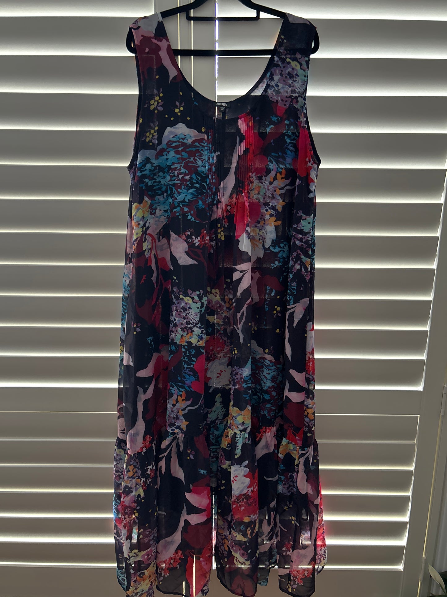 Emerge dress size 20