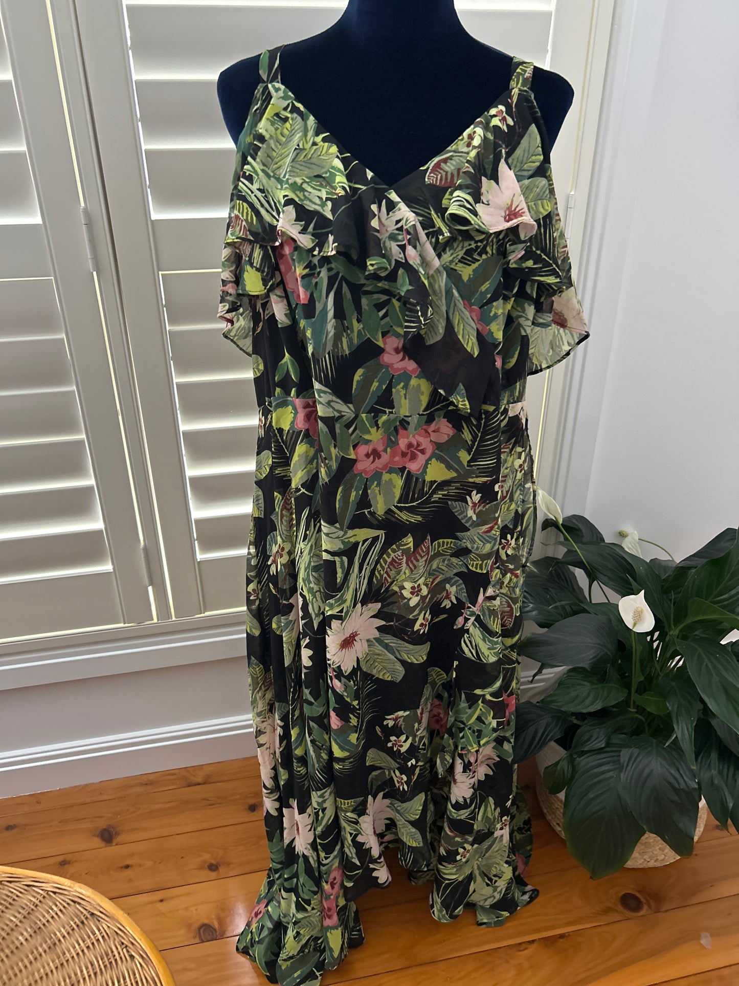 Autogragh summer holiday dress size 22