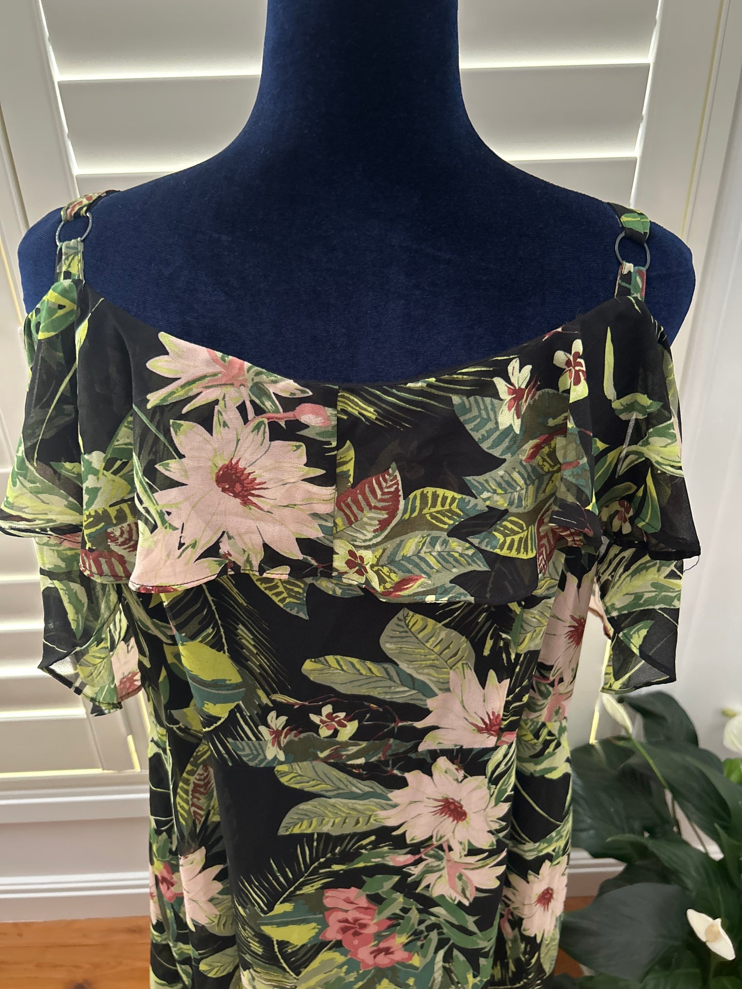 Autogragh summer holiday dress size 22