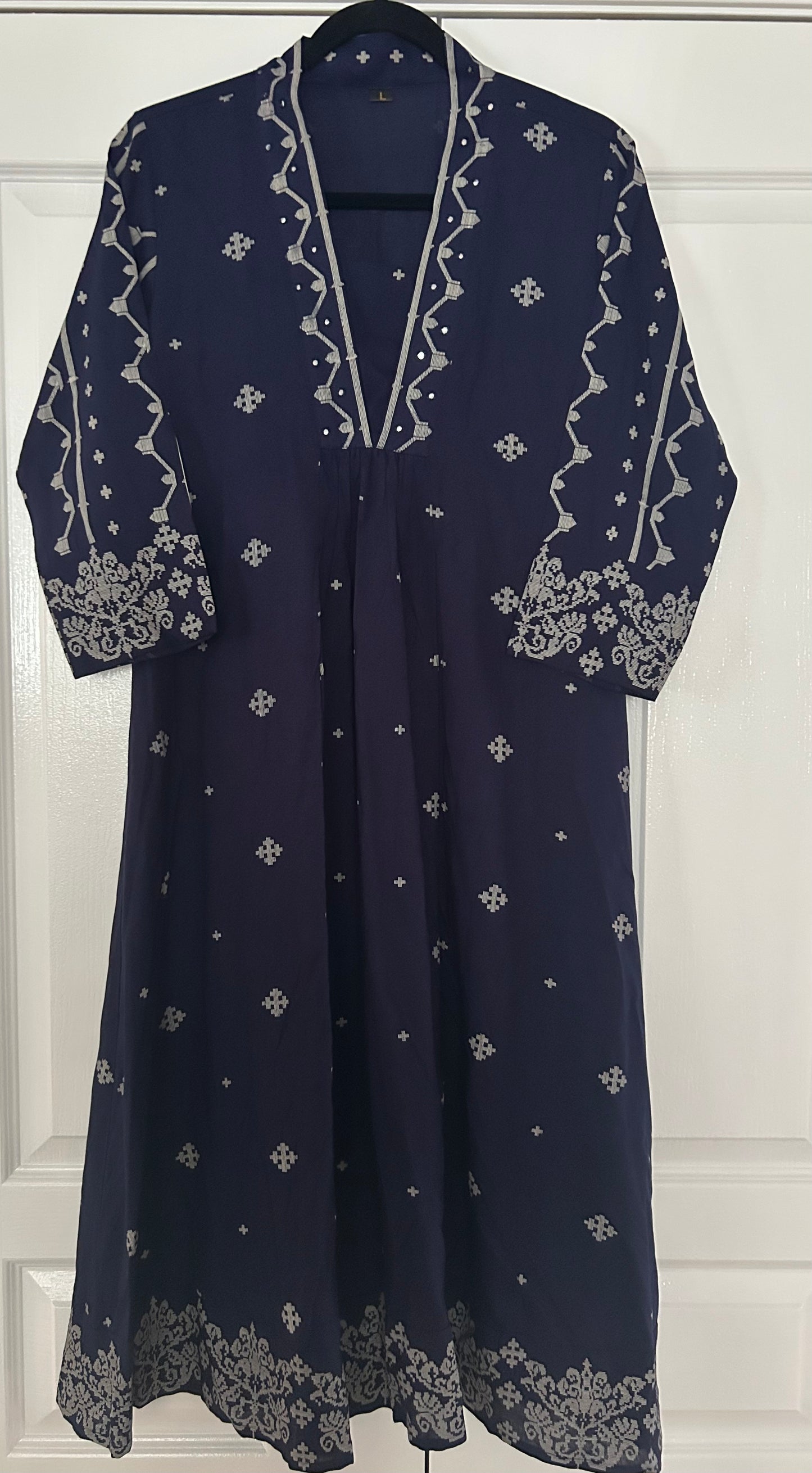 Pretty in Navy dress Size M/L