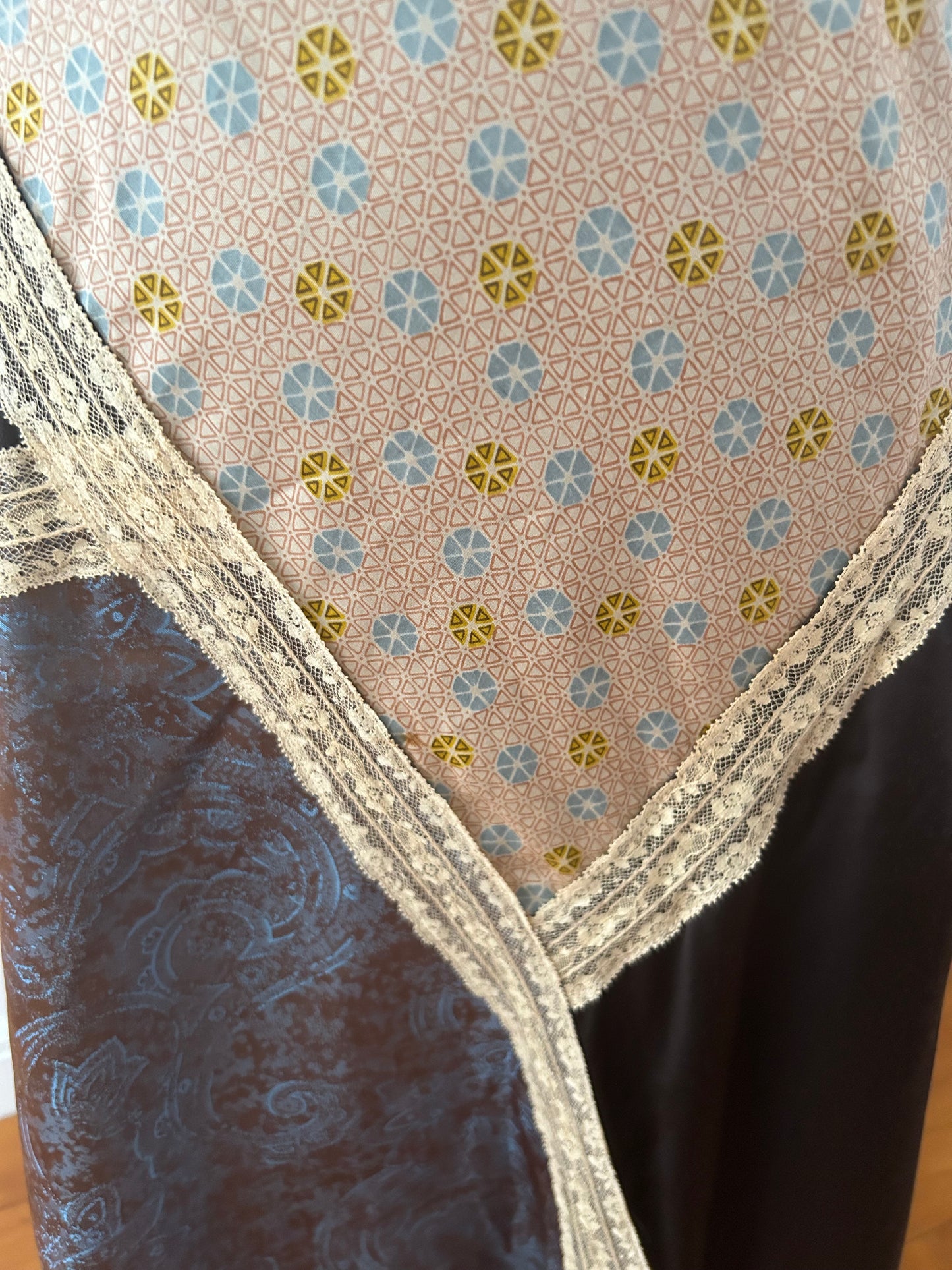 Basque skirt size 14
