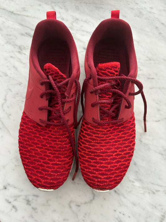 NIKE runner Size Euro 38.5