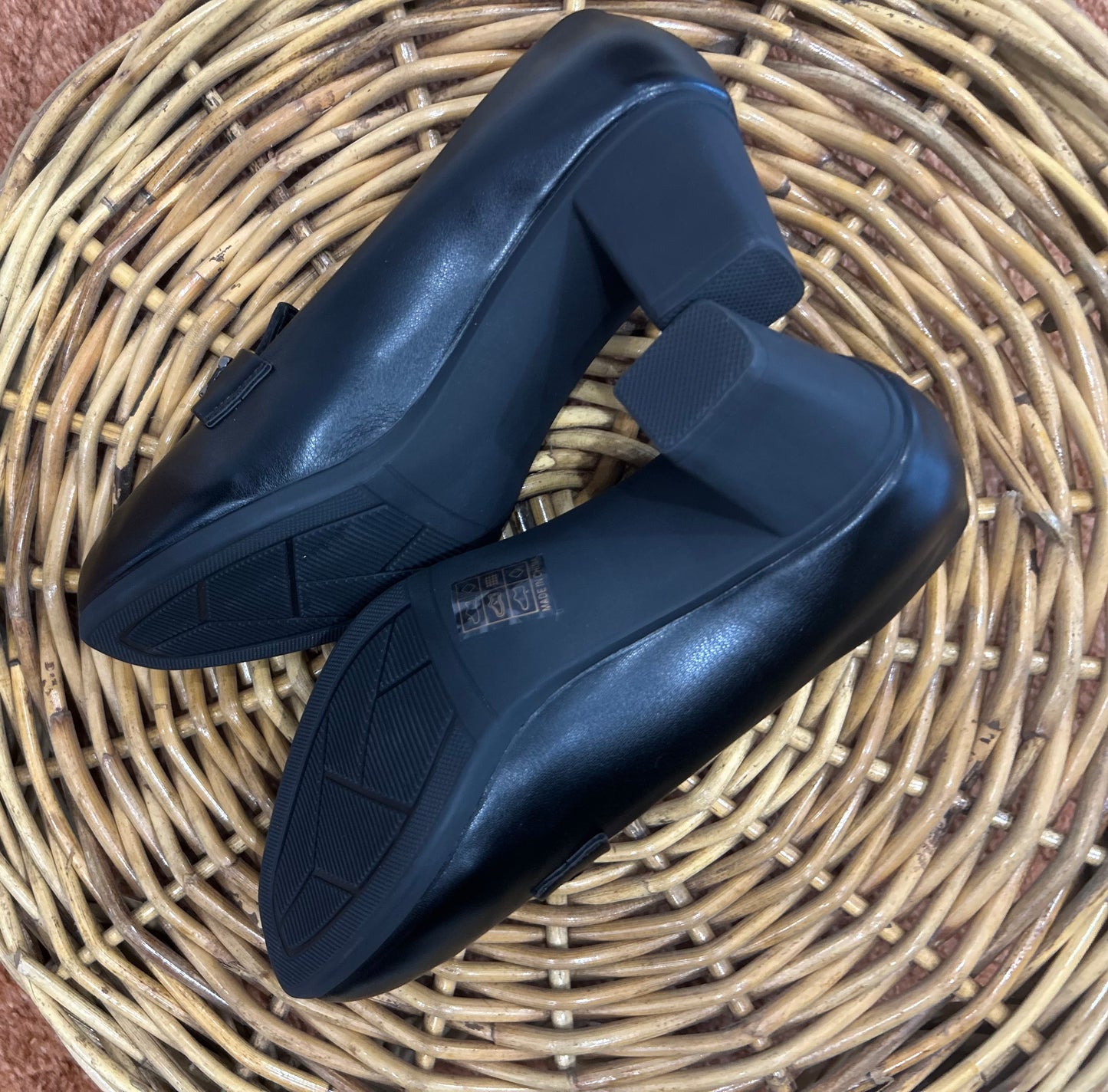 Black winter heels size 39