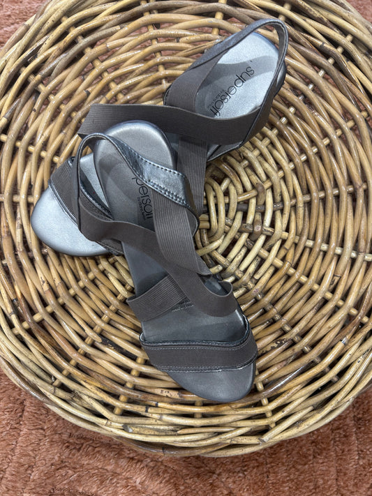 Supersoft sandals size 8c