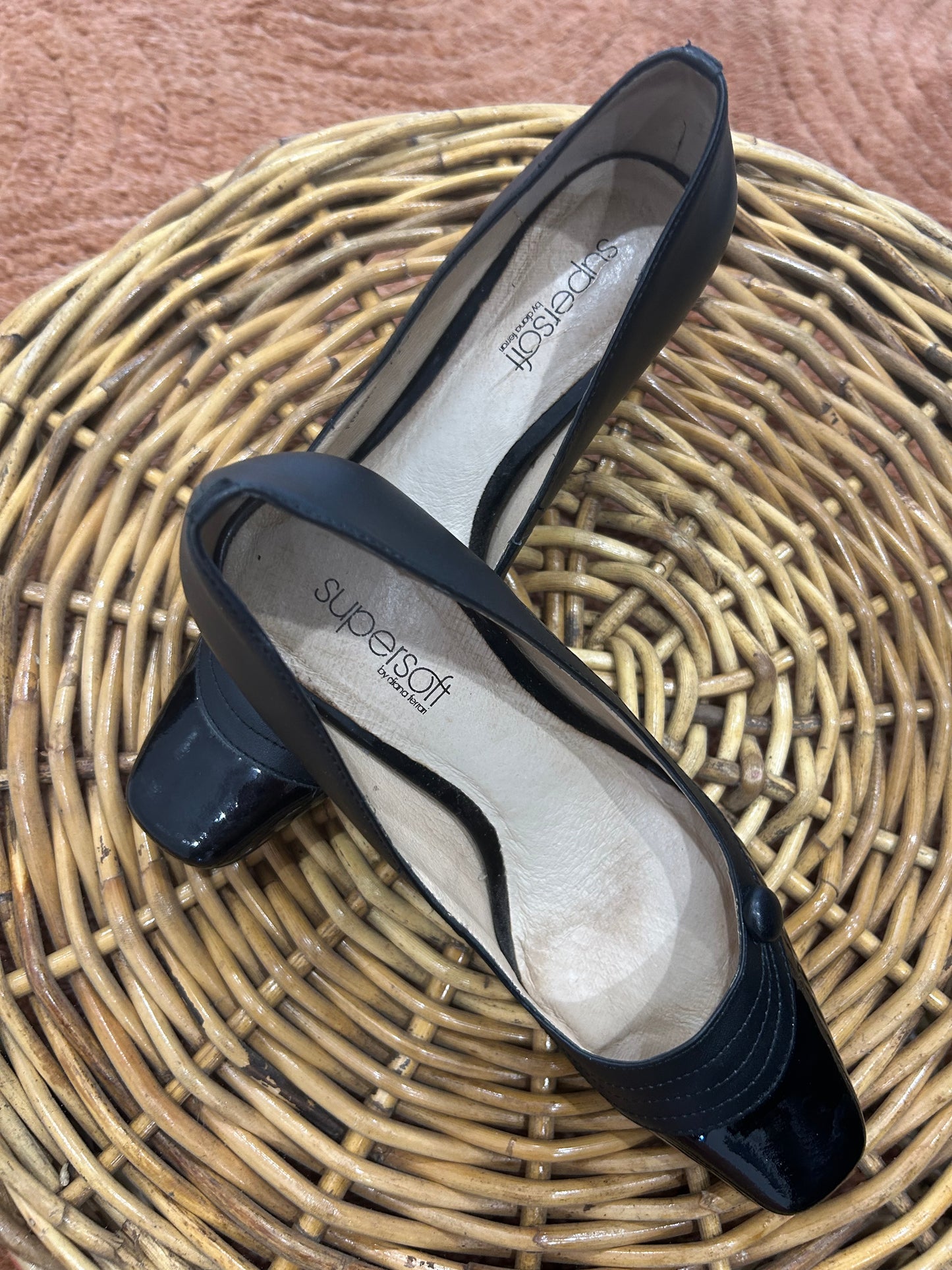 Supersoft heels size 7.5c