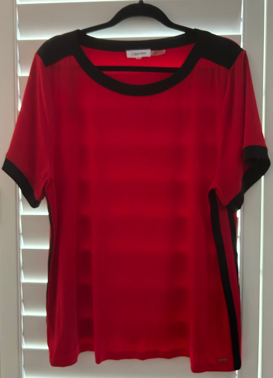 Calvin Klein top size XL