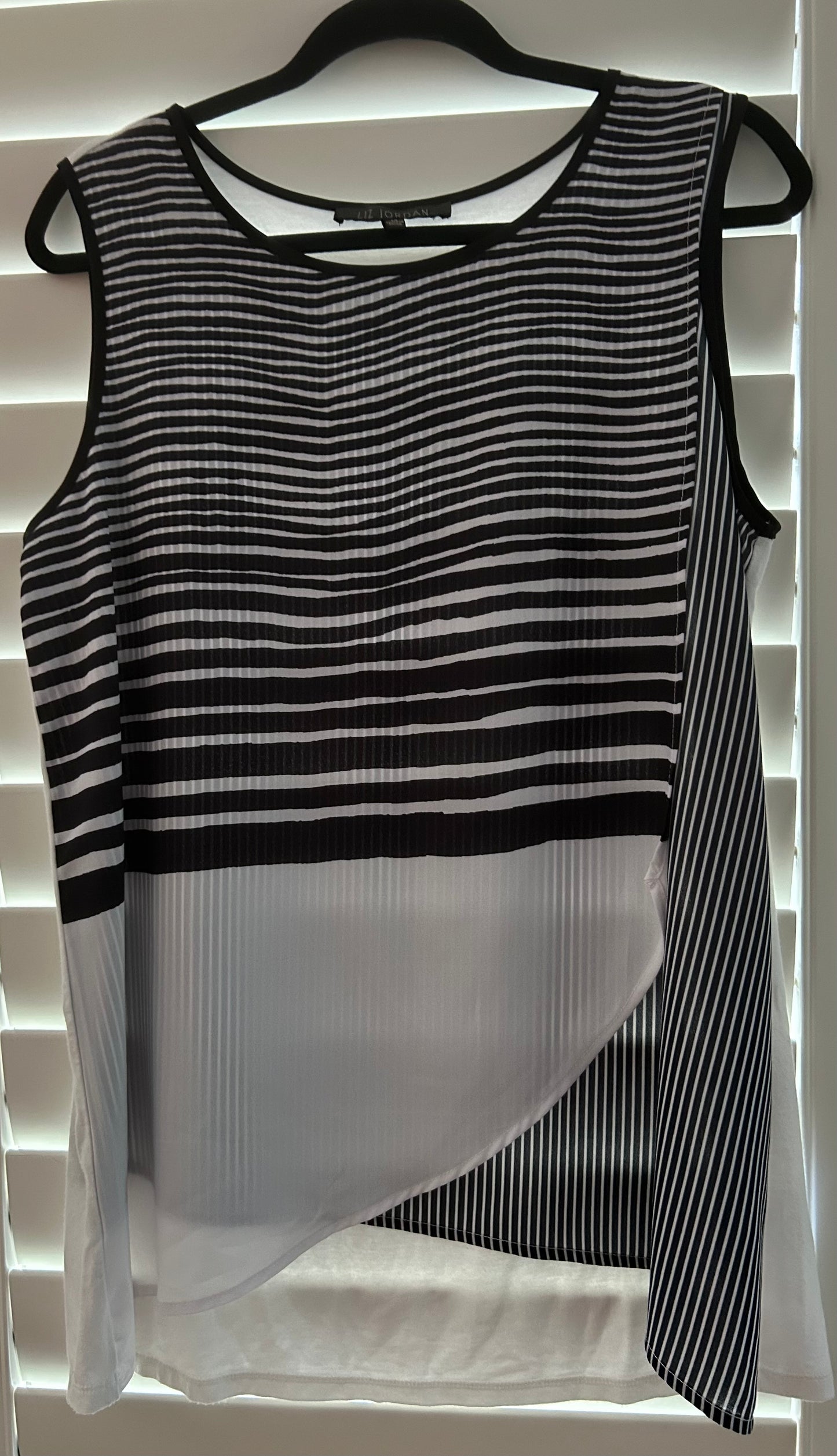 Liz Jordan top size 14