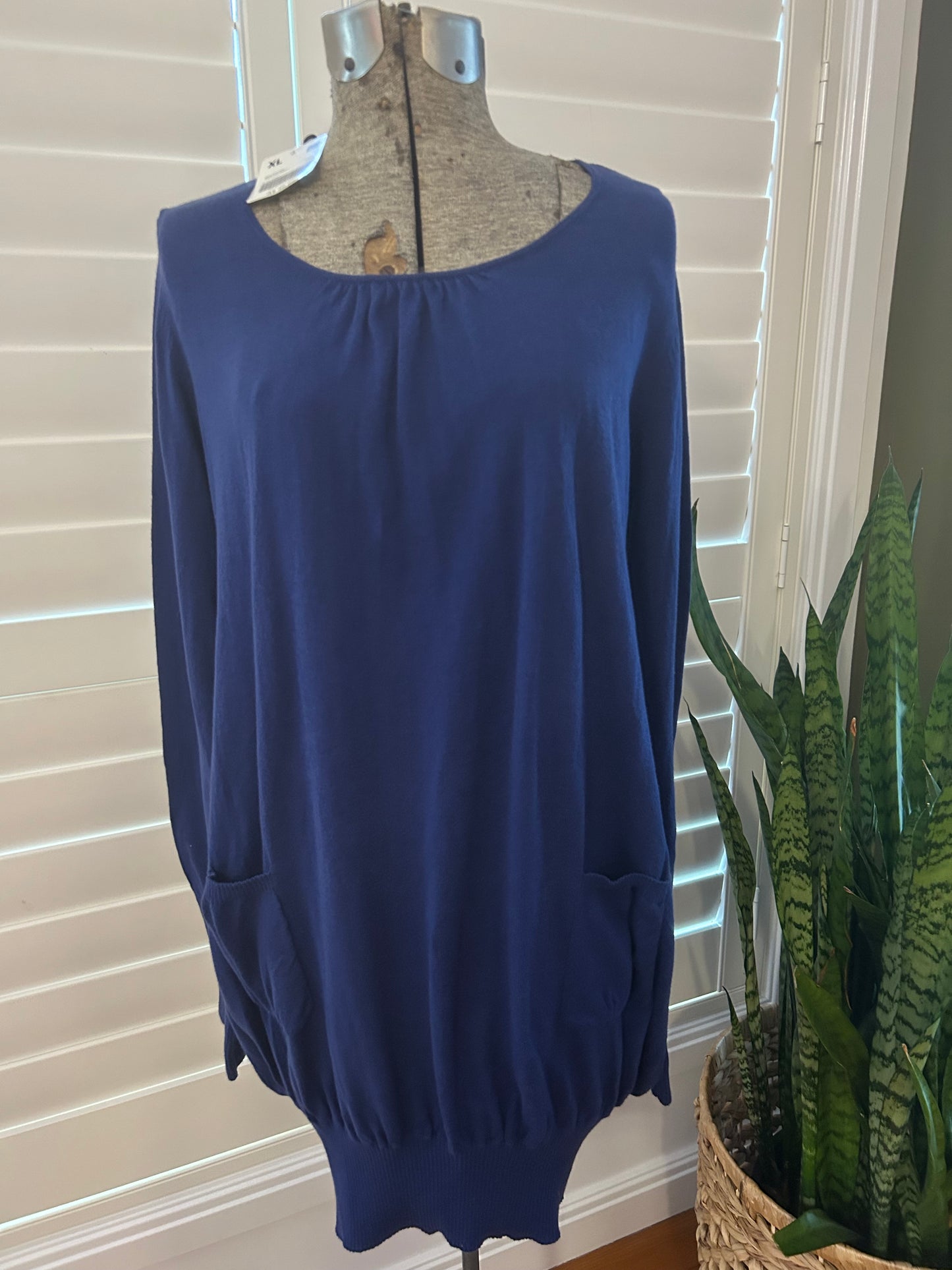 Giordano knit size XL