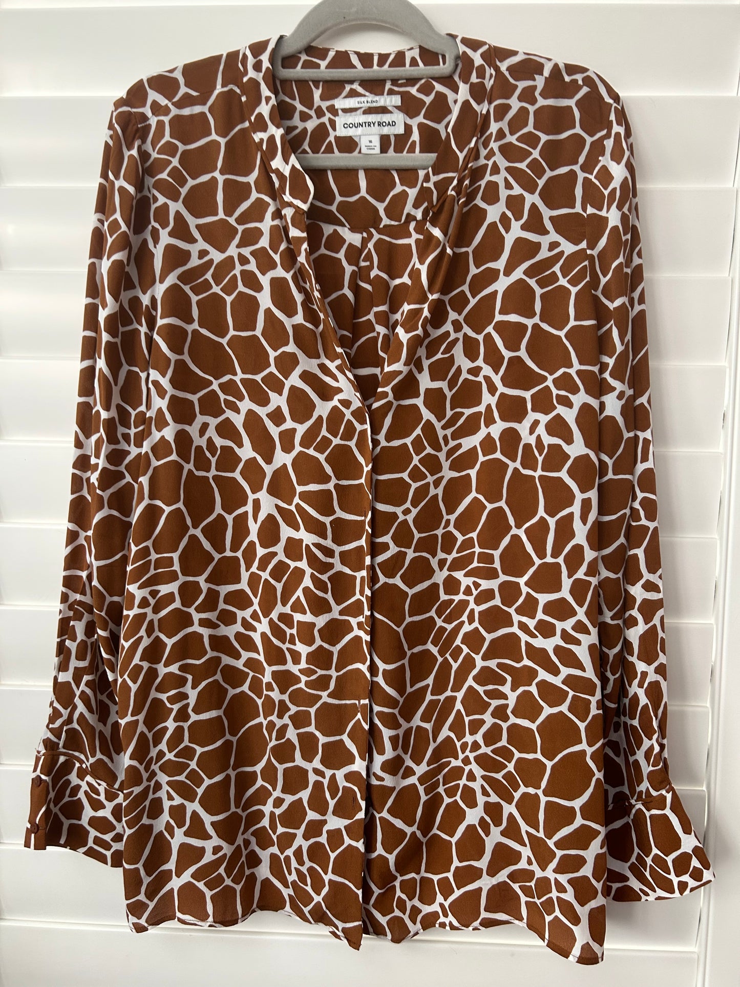 Country Road blouse size 16