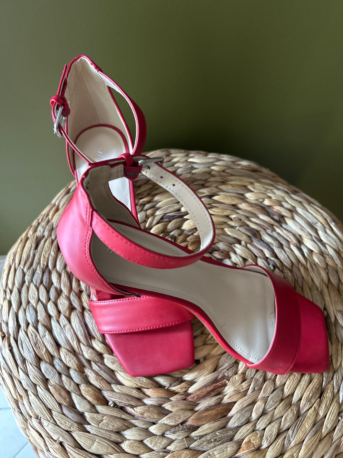 MARC FISHER heels size 7m